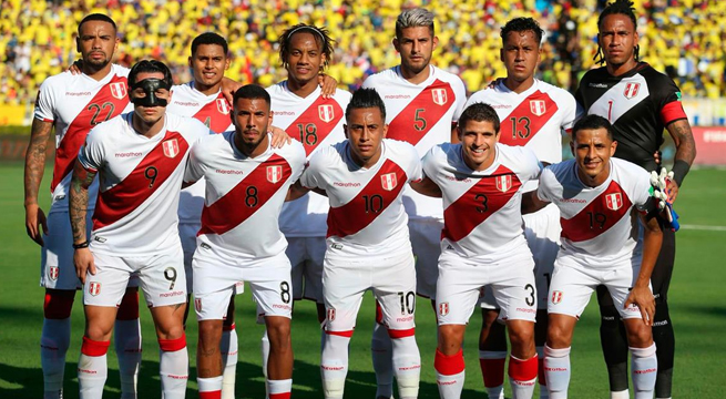 Alineación de Perú frente a Nueva Zelanda (posible formación)