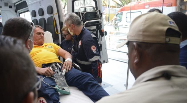 Bolsonaro es trasladado de emergencia al hospital en Brasil