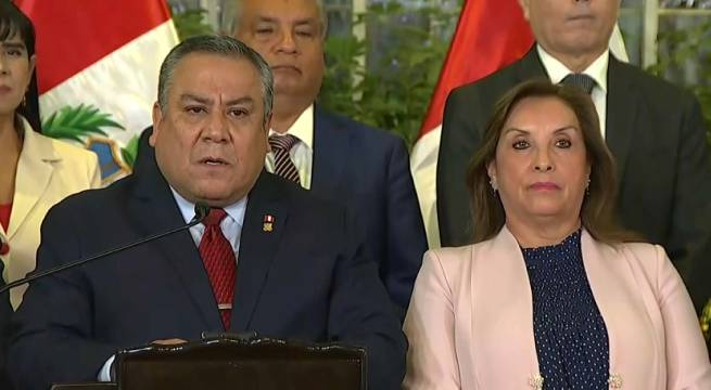 Gustavo Adrianzén renunció al cargo de Presidente del Consejo de Ministros