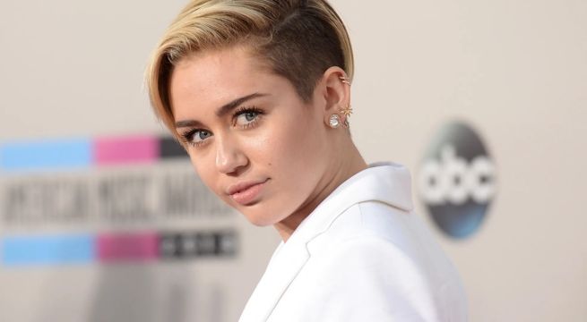 Miley Cyrus revela que terminó en UCI tras rodaje de película: qué le pasó